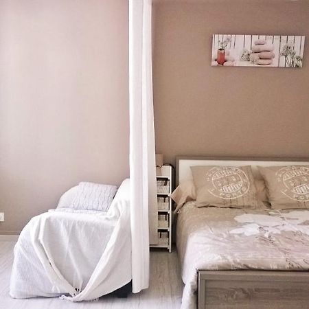 Appartement Locations Rives De Seugne - De Gaulle à Jonzac Chambre photo