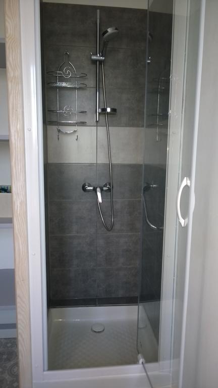 Appartement Locations Rives De Seugne - De Gaulle à Jonzac Extérieur photo