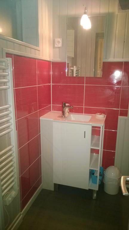 Appartement Locations Rives De Seugne - De Gaulle à Jonzac Extérieur photo