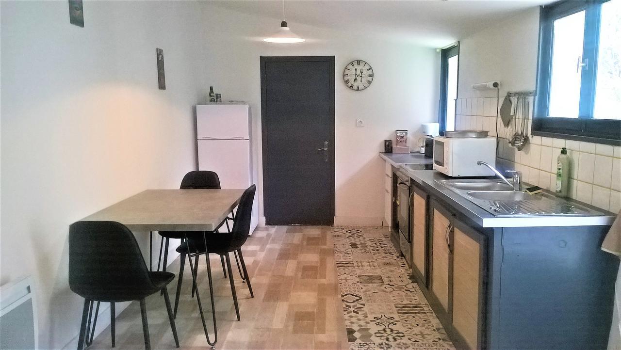 Appartement Locations Rives De Seugne - De Gaulle à Jonzac Extérieur photo